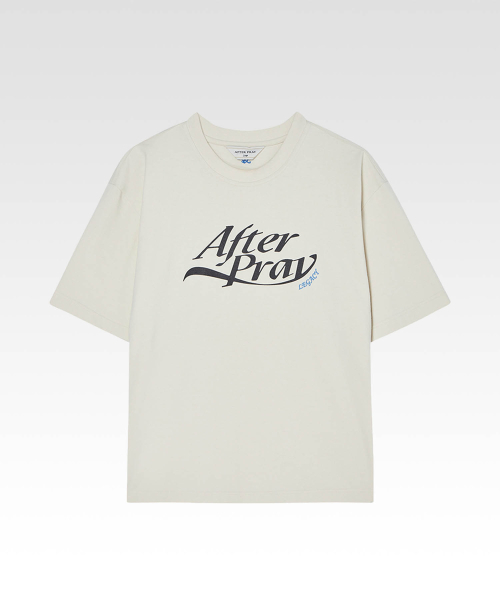 AFTERPRAY(アフタープレイ)の「エッセンシャルロゴレガシープリントTシャツアイボリー(Tシャツ/カットソー・レディース・その他・LARGE/MEDIUM/SMALL)」の1枚目の写真