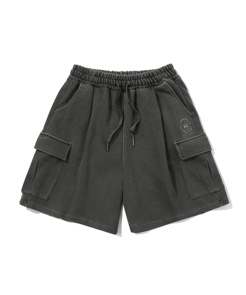 WYSE(ワイズ)の「ピグメントシンボルロゴバミューダパンツチャコール(その他パンツ・メンズ・チャコール・SMALL/MEDIUM/LARGE)」の1枚目の写真
