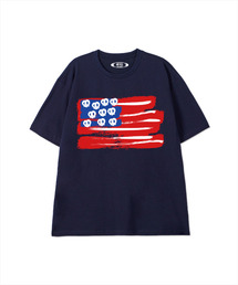 BY.L（バイエル）の「Pretzel Flag Short Sleeve T-Shirt Navy（Tシャツ/カットソー・メンズ）」