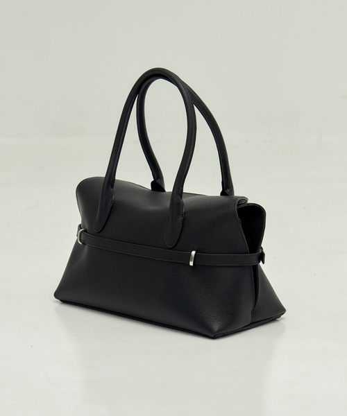 黒 レザー ハンドバッグ Leather Belted Handbag/レザーハンドバッグ/横長バッグ（ハンドバッグ