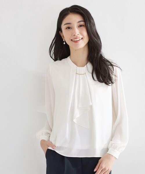 THE SHOP TK （ザ ショップ ティーケー ）の「バー付きラッフルタイブラウス（シャツ/ブラウス・レディース・オフホワイト・12/13）」の3枚目の写真