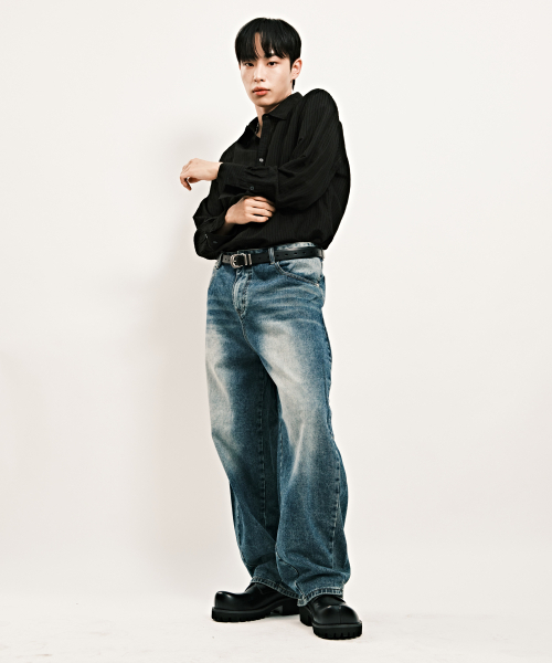 DWSE(ディーダブリューエスイー)の「バックブラシバルーンデニムパンツ(ブルー)(デニムパンツ・メンズ・その他・SMALL/MEDIUM/LARGE/X-LARGE/XX-LARGE/X-SMALL)」の4枚目の写真
