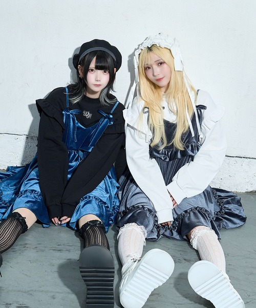 Whinny(ホワイニー)の「Whinny/海の中のプリンセスすうぇ(スウェット・レディース・サックスブルー/ブラック/ホワイト・FREE)」の6枚目の写真