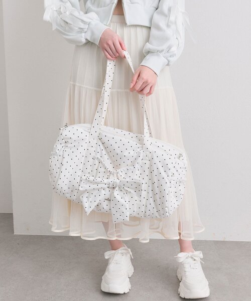 OLIVE des OLIVE(オリーブデオリーブ)の「【ショルダー付】BIGリボンキャリーオンボストンバッグ(ボストンバッグ・レディース・ブラック/サックスブルー/ピンク/ミント/イエロー/オフホワイト/グレー・FREE)」の19枚目の写真