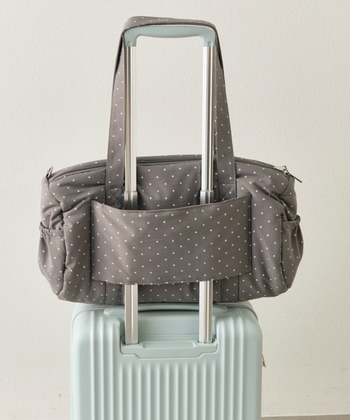 OLIVE des OLIVE(オリーブデオリーブ)の「【ショルダー付】BIGリボンキャリーオンボストンバッグ(ボストンバッグ・レディース・ブラック/サックスブルー/ピンク/ミント/イエロー/オフホワイト/グレー・FREE)」の16枚目の写真