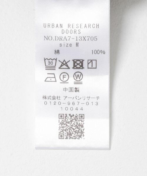 URBAN RESEARCH DOORS(アーバンリサーチドアーズ)の「防シワ起毛ネルバンドカラーシャツ(シャツ/ブラウス・メンズ・チェック/モカ/ブラック系その他/チャコールグレー・LARGE/MEDIUM)」の12枚目の写真