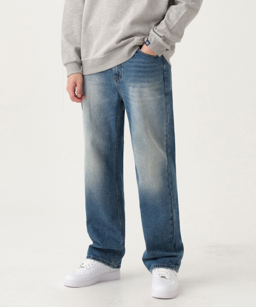 ACSHI(アクシ)の「デイリーセミロングワイドデニムパンツ(ブルーウォッシング)(デニムパンツ・メンズ・その他・M/L/XL/XXL)」の1枚目の写真