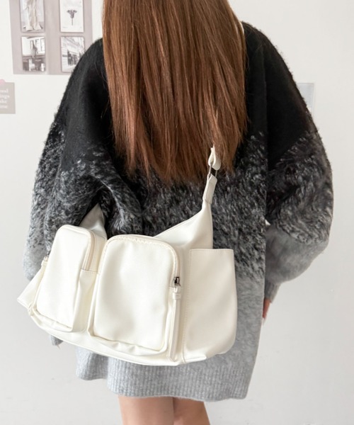 WEGO（ウィゴー）の「WEGO/立体2ポケットBIGショルダー（ショルダーバッグ・レディース・ブラウン/ホワイト/ブラック・FREE）」の9枚目の写真