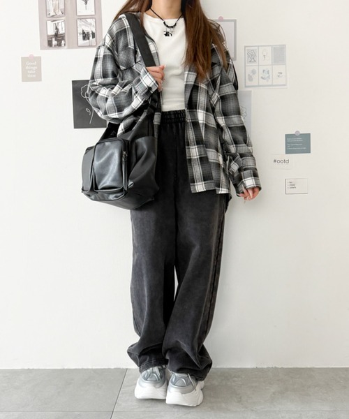 WEGO（ウィゴー）の「WEGO/立体2ポケットBIGショルダー（ショルダーバッグ・レディース・ブラウン/ホワイト/ブラック・FREE）」の15枚目の写真