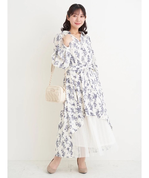 Re-J&SUPURE(リジェイアンドスプル)の「【大きいサイズ】裾チュールアシメ切り替え花柄シャツワンピース(ワンピース・レディース・ネイビー/ブラック・XXXX-LARGE/XXX-LARGE/XX-LARGE)」の4枚目の写真