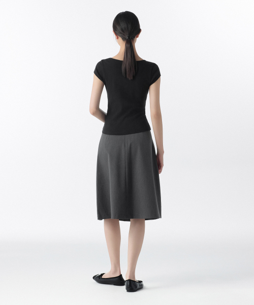 MUSINSA STANDARD WOMAN（ムシンサスタンダードウーマン）の「ウィメンズフレアミディスカート[ミディアムグレー]（スカート・レディース・その他・LARGE/MEDIUM/SMALL/X-SMALL）」の3枚目の写真
