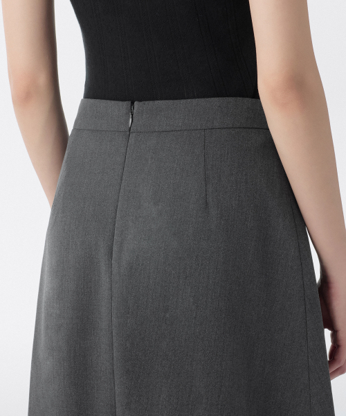 MUSINSA STANDARD WOMAN（ムシンサスタンダードウーマン）の「ウィメンズフレアミディスカート[ミディアムグレー]（スカート・レディース・その他・LARGE/MEDIUM/SMALL/X-SMALL）」の4枚目の写真