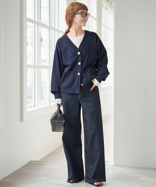Spick & Span(スピックアンドスパン)の「《一部店舗+WEB限定》ウォッシャブルVネックカーディガン(カーディガン/ボレロ・レディース・ブラック/ブラウン/ホワイト/ネイビー・FREE)」の5枚目の写真