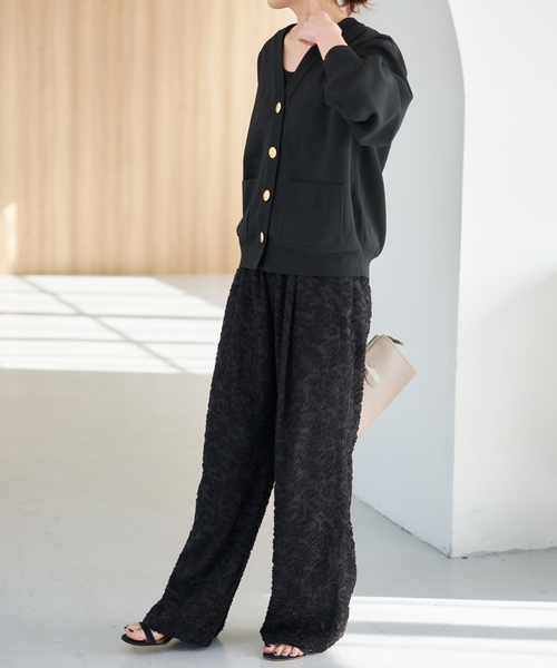 Spick & Span(スピックアンドスパン)の「《一部店舗+WEB限定》ウォッシャブルVネックカーディガン(カーディガン/ボレロ・レディース・ブラック/ブラウン/ホワイト/ネイビー・FREE)」の9枚目の写真