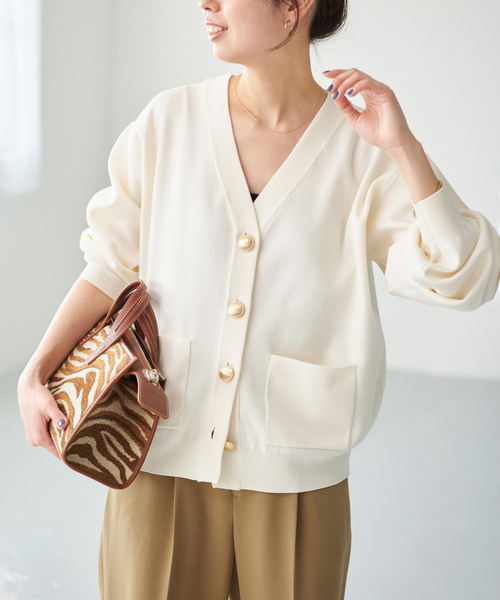 Spick & Span(スピックアンドスパン)の「《一部店舗+WEB限定》ウォッシャブルVネックカーディガン(カーディガン/ボレロ・レディース・ブラック/ブラウン/ホワイト/ネイビー・FREE)」の11枚目の写真