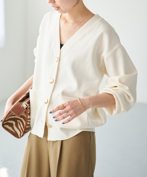 Spick & Span(スピックアンドスパン)の「《一部店舗+WEB限定》ウォッシャブルVネックカーディガン(カーディガン/ボレロ・レディース・ブラック/ブラウン/ホワイト/ネイビー・FREE)」の13枚目の写真