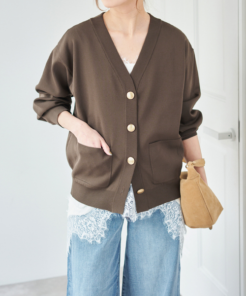 Spick & Span(スピックアンドスパン)の「《一部店舗+WEB限定》ウォッシャブルVネックカーディガン(カーディガン/ボレロ・レディース・ブラック/ブラウン/ホワイト/ネイビー・FREE)」の18枚目の写真