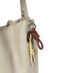 Beau're（ヴュレ）の「【BEAURE/ビュレ】ノットチャーム（キーホルダー）」