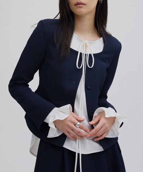 2WAY SQUARE NECK CROP JACKET（ノーカラージャケット）｜Ameri