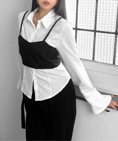 LVEU.（ラブユ.）の「【LVEU.】バックレースアップシャツ / トップス シャツ シャツカラー ブラウス デザインブラウス 長袖  ベルスリーブ レースアップ ブラック ホワイト ZOZOTOWN限定（シャツ/ブラウス・レディース・ホワイト/ブラック・FREE）」の18枚目の写真