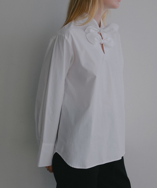 MANOF(マノフ)の「DOUBLE BOW DESIGN SHIRT(シャツ/ブラウス・レディース・ストライプ/ブラック/ホワイト・F)」の9枚目の写真