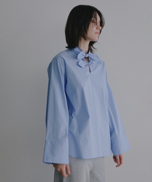 MANOF(マノフ)の「DOUBLE BOW DESIGN SHIRT(シャツ/ブラウス・レディース・ストライプ/ブラック/ホワイト・F)」の16枚目の写真