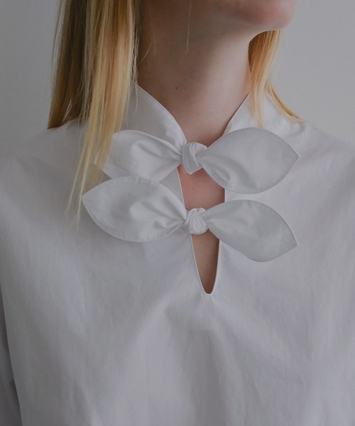 MANOF(マノフ)の「DOUBLE BOW DESIGN SHIRT(シャツ/ブラウス・レディース・ストライプ/ブラック/ホワイト・F)」の13枚目の写真