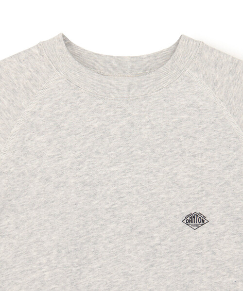 DANTON(ダントン)の「Store-Exclusive Logo Sweatshirt(スウェット・レディース・アイボリー/ベージュ/チャコール/オレンジ系その他/グレー・36)」の9枚目の写真