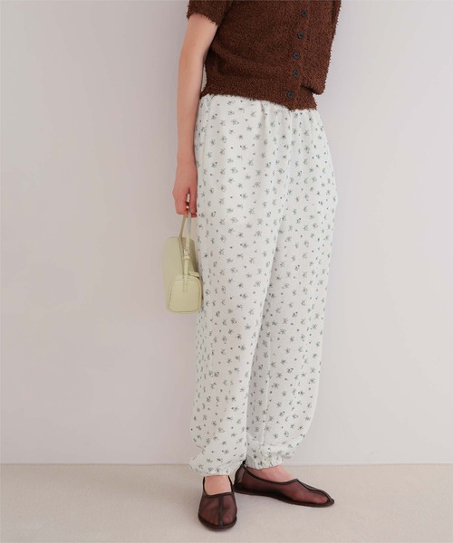 miette(ミエット)の「花柄ワッフルキャミセットアップ(セットアップ・レディース・グレー/ネイビー/ホワイト・L/M/S)」の8枚目の写真