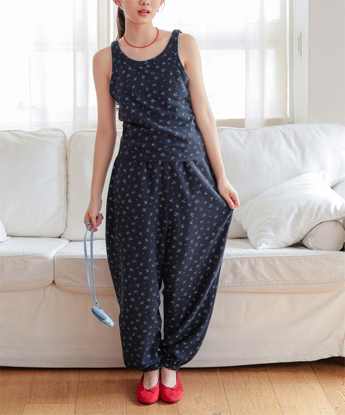 miette(ミエット)の「花柄ワッフルキャミセットアップ(セットアップ・レディース・グレー/ネイビー/ホワイト・L/M/S)」の22枚目の写真