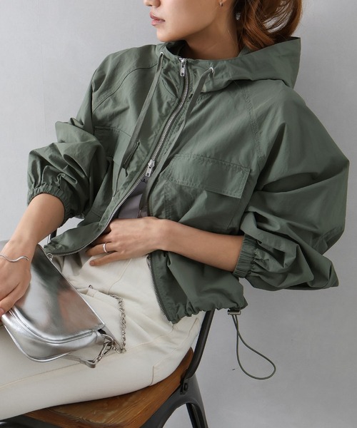 SpRay(スプレイ)の「ナイロンダブルZIPフードブルゾン(マウンテンパーカー・レディース・ホワイト/ブラック/ライトカーキ・FREE)」の6枚目の写真