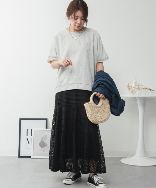 aity（アイティ）の「M-5L ミニ裏毛 ラグラン半袖トレーナー（スウェット・レディース・オートミール/ライトベージュ/ブラック/杢グレー/チャコールグレー・4L～5L/LL～3L/M～Ｌ）」の6枚目の写真