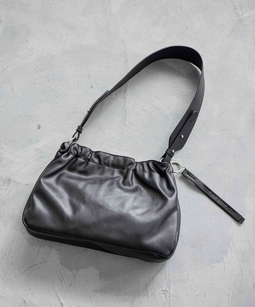 studio CLIP(スタディオクリップ)の「ロングハンドルギャザートートバッグ(トートバッグ・レディース・ブラック/その他1/ベージュ・FREE)」の2枚目の写真