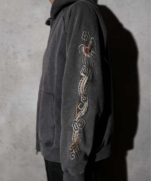 THRIFTY LOOK(スリフティールック)の「TRIFTY LOOK スリフティールック / EMBROIDERY ZIP-UP PARKA(パーカー・メンズ・ブラック/グレー・MEDIUM/LARGE/SMALL)」の21枚目の写真