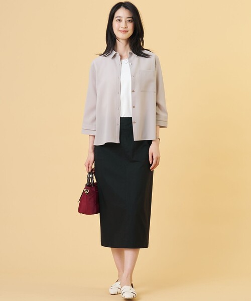 J.PRESS Ladies(J.プレス レディス)の「【レイヤードスタイルに】スムースジャージー ノースリーブ カットソー(Tシャツ/カットソー・レディース・ブラック系/ホワイト系/ライトグレー系・SMALL)」の12枚目の写真