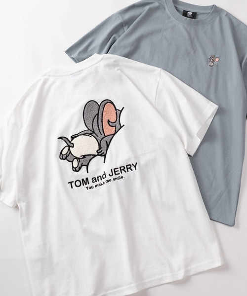 Tom&Jerry(トムアンドジェリー)の「【71】【TOM&JERRY/トムとジェリー】アップリケ サガラ刺繍 クルーネックTシャツ/ユニセックス/レディース/メンズ(Tシャツ/カットソー・メンズ・ブルー系その他2/ライトベージュ/グレイッシュベージュ/ブラック/チャコールグレー/アッシュグレー/ブルー/ダークグレー/ブルー系その他/ホワイト系その他/ホワイト/ライトグレー・M/L/XL)」の2枚目の写真