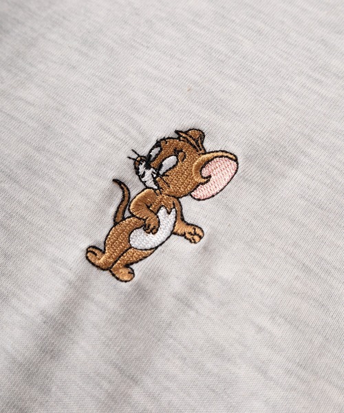 Tom&Jerry(トムアンドジェリー)の「【71】【TOM&JERRY/トムとジェリー】アップリケ サガラ刺繍 クルーネックTシャツ/ユニセックス/レディース/メンズ(Tシャツ/カットソー・メンズ・ブルー系その他2/ライトベージュ/グレイッシュベージュ/ブラック/チャコールグレー/アッシュグレー/ブルー/ダークグレー/ブルー系その他/ホワイト系その他/ホワイト/ライトグレー・M/L/XL)」の15枚目の写真