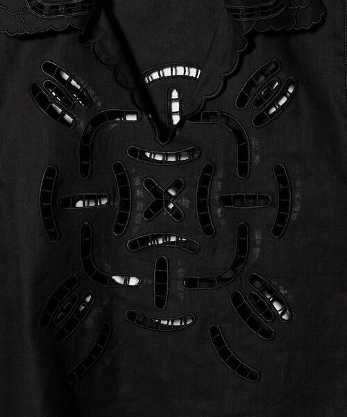 dahl'ia（ダリア）の「＜dahl’ia＞カットワーク ベスト（ベスト・レディース・ホワイト/ブラック・FREE）」の8枚目の写真