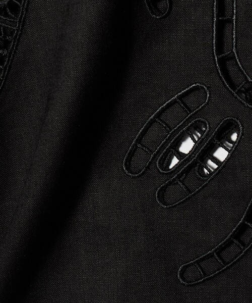 dahl'ia（ダリア）の「＜dahl’ia＞カットワーク ベスト（ベスト・レディース・ホワイト/ブラック・FREE）」の9枚目の写真