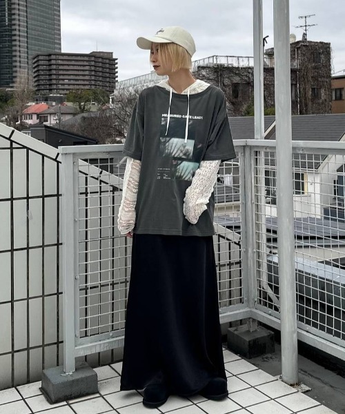 JEANASIS（ジーナシス）の「【選べる着丈】brightフォトコラージュボートネックプリントTEE/668750（Tシャツ/カットソー・レディース・ブラック/ホワイト/チャコールグレー・SMALL/LARGE）」の8枚目の写真