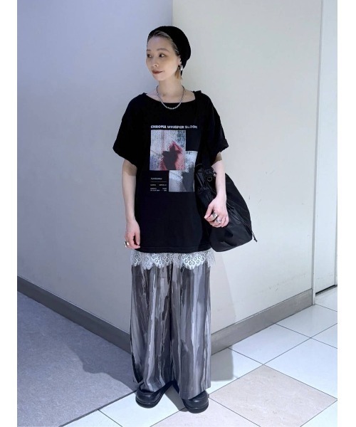 JEANASIS(ジーナシス)の「【選べる着丈】brightフォトコラージュボートネックプリントTEE/668750(Tシャツ/カットソー・レディース・ブラック/ホワイト/チャコールグレー・SMALL/LARGE)」の8枚目の写真