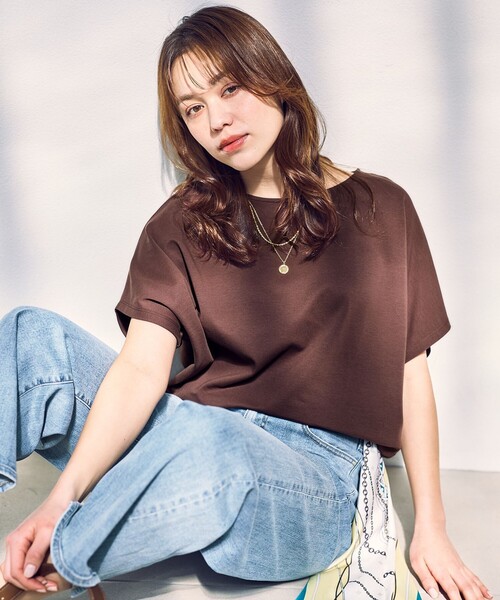 ANY（エニィ）の「プレミアムコットンコクーンプルオーバー（Tシャツ/カットソー・レディース・レッド系/ホワイト系/ピンク系9/スカイブルー系/ダークブラウン系/ベージュ系/ブルー系/グレー系9・F）」の3枚目の写真