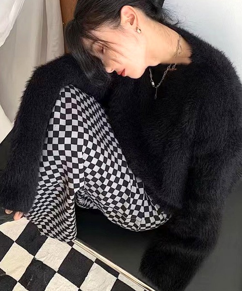 Songe(ソンジュ)の「ショート丈シャギーソフトニット(ニット/セーター・レディース・カーキ/エメラルド/ブラック/ホワイト・FREE)」の16枚目の写真