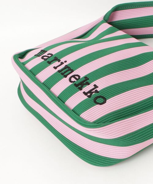 marimekko(マリメッコ)の「Merirosvo / Knitted Shoulderbag(ショルダーバッグ・レディース・ブルー/ピンク系その他・FREE)」の13枚目の写真