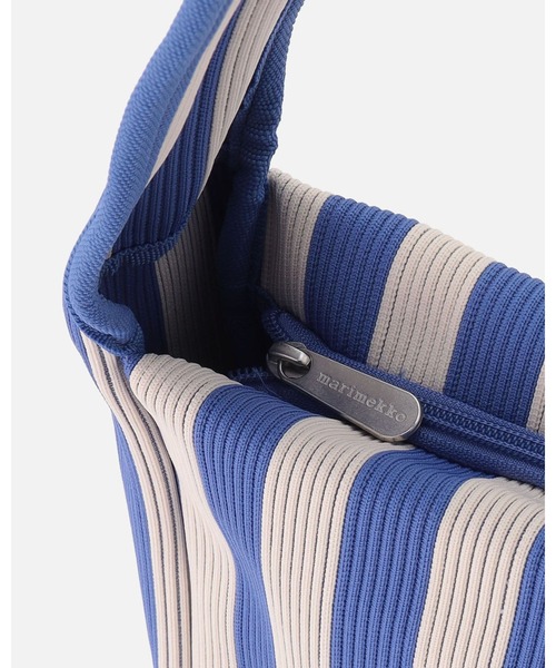 marimekko(マリメッコ)の「Merirosvo / Knitted Shoulderbag(ショルダーバッグ・レディース・ブルー/ピンク系その他・FREE)」の11枚目の写真