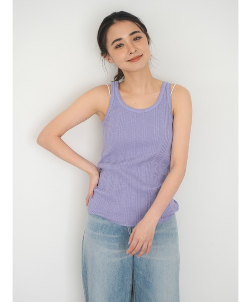 Ungrid（アングリッド）の「ランダムテレコタンクトップ（Tシャツ/カットソー・レディース・オフホワイト/チャコールグレー/ブルー/レッド/モカ/パープル・FREE）」の6枚目の写真