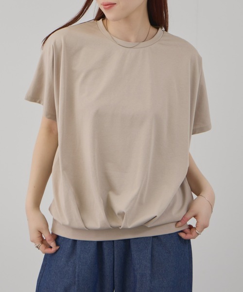 Mac-House(マックハウス)の「FreeNature クルーネック ドルマンTシャツ(Tシャツ/カットソー・レディース・チャコールグレー/グレイッシュベージュ/ホワイト/イエロー・M/L)」の3枚目の写真