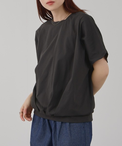 Mac-House(マックハウス)の「FreeNature クルーネック ドルマンTシャツ(Tシャツ/カットソー・レディース・チャコールグレー/グレイッシュベージュ/ホワイト/イエロー・M/L)」の2枚目の写真