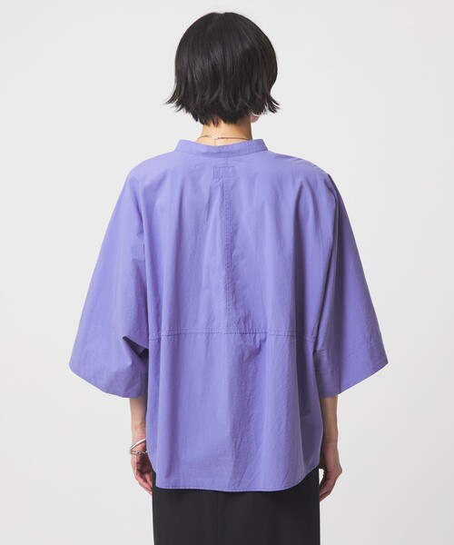 green label relaxing(グリーンレーベルリラクシング)の「ドルマンスリーブ シャツ(シャツ/ブラウス・レディース・オフホワイト/コバルトブルー/ダークグレー・FREE)」の9枚目の写真