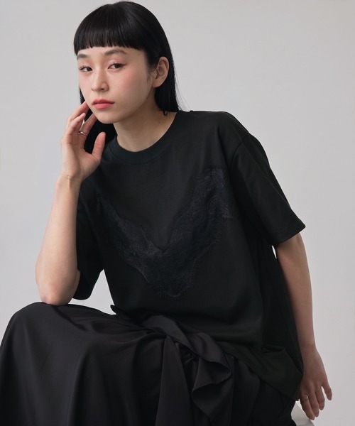 ELUNIS(エルニス)の「レースドッキングTシャツ(Tシャツ/カットソー・レディース・ホワイト/ブラック/レッド・FREE)」の2枚目の写真